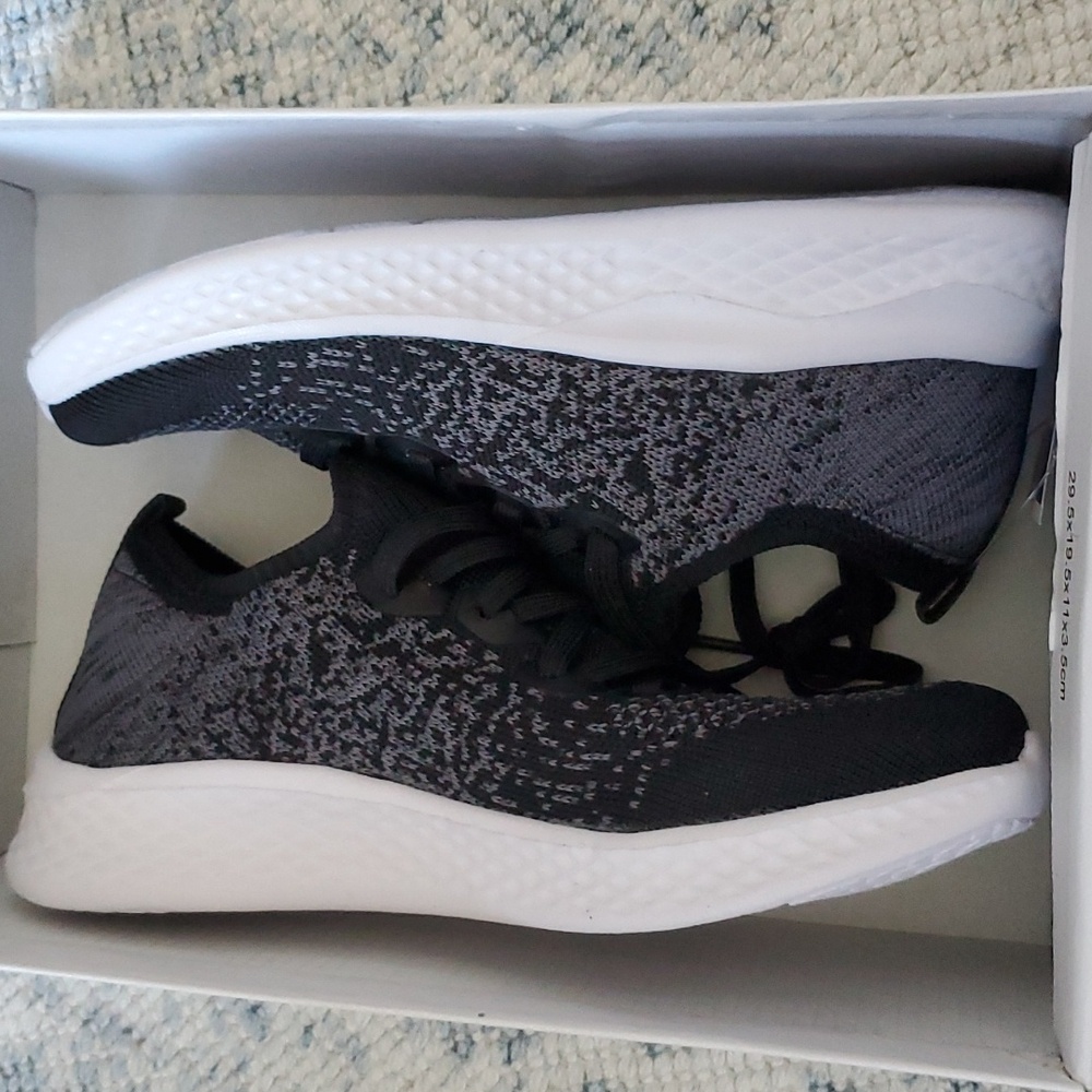 Cushionaire Memory Foam  Sneakers